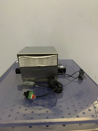ESSICCATORE DI UMIDITÀ CON CONTROLLO AUTOMATICO DI SPURGO CLEATECH HUMODULE CON MOBILE/SUPPORTO