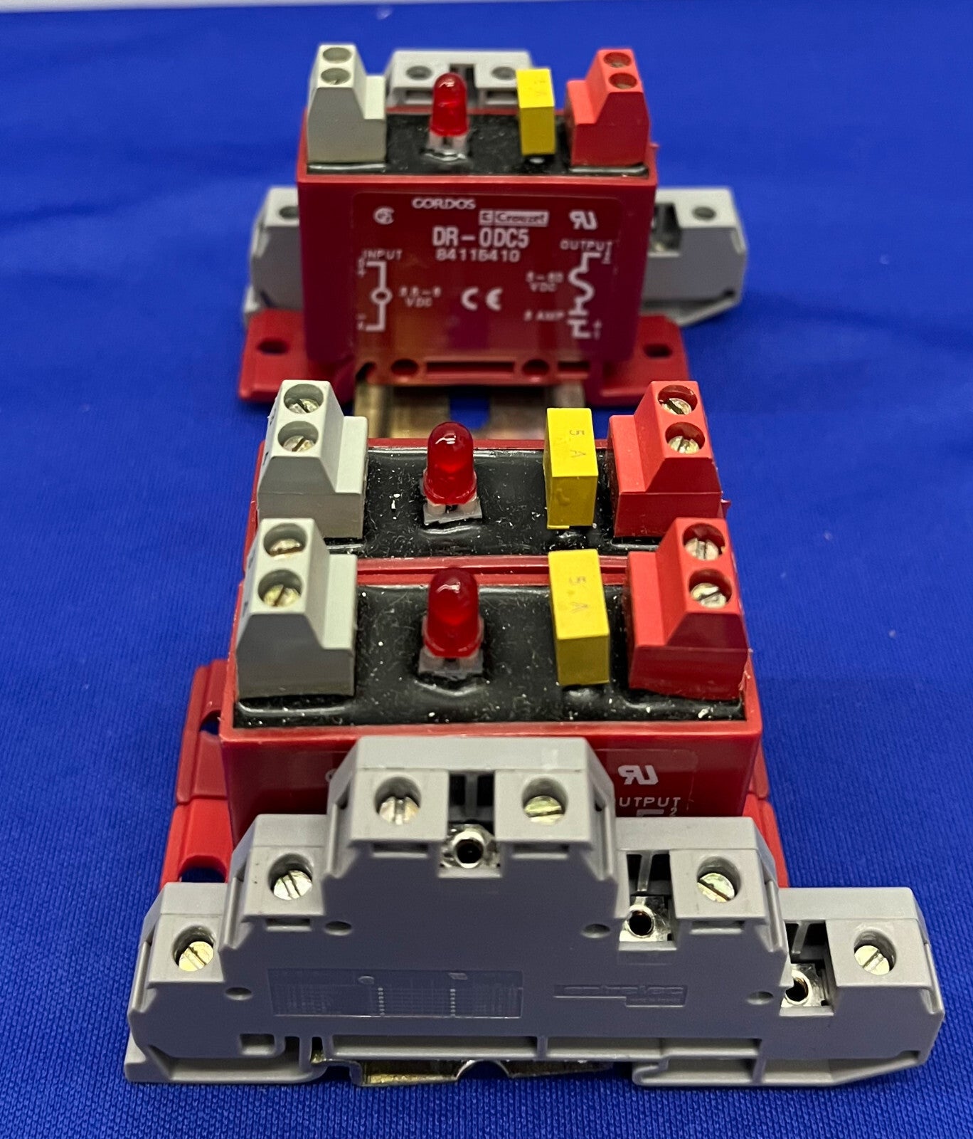 CROUZET GORDOS DR-ODC5 or DR-0DC5 I/O RELAY MODULE - 1 LOT QTY OF 3 ON DIN RAIL