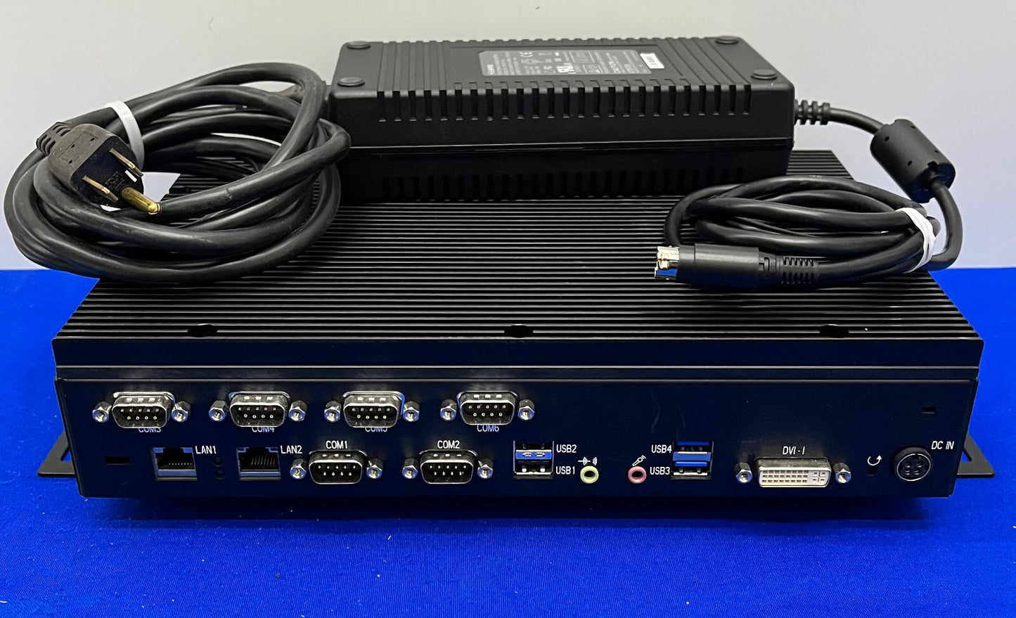 TEGUAR TMB-3010 MEDICAL PC BOX PN 911G090WPC7651 INCLUDES SINPRO POWER ADAPTER