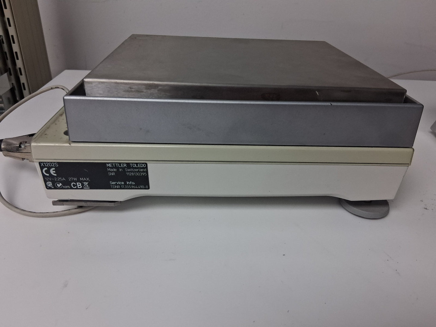 Mettler Toledo IND690 Weighing Terminal with X1202S Precision Weighing Platform