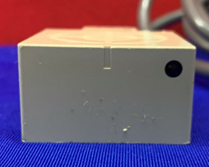 Modulo lettore RFID Omron V600-H11 V600 R/W Head (manca il connettore del cavo)