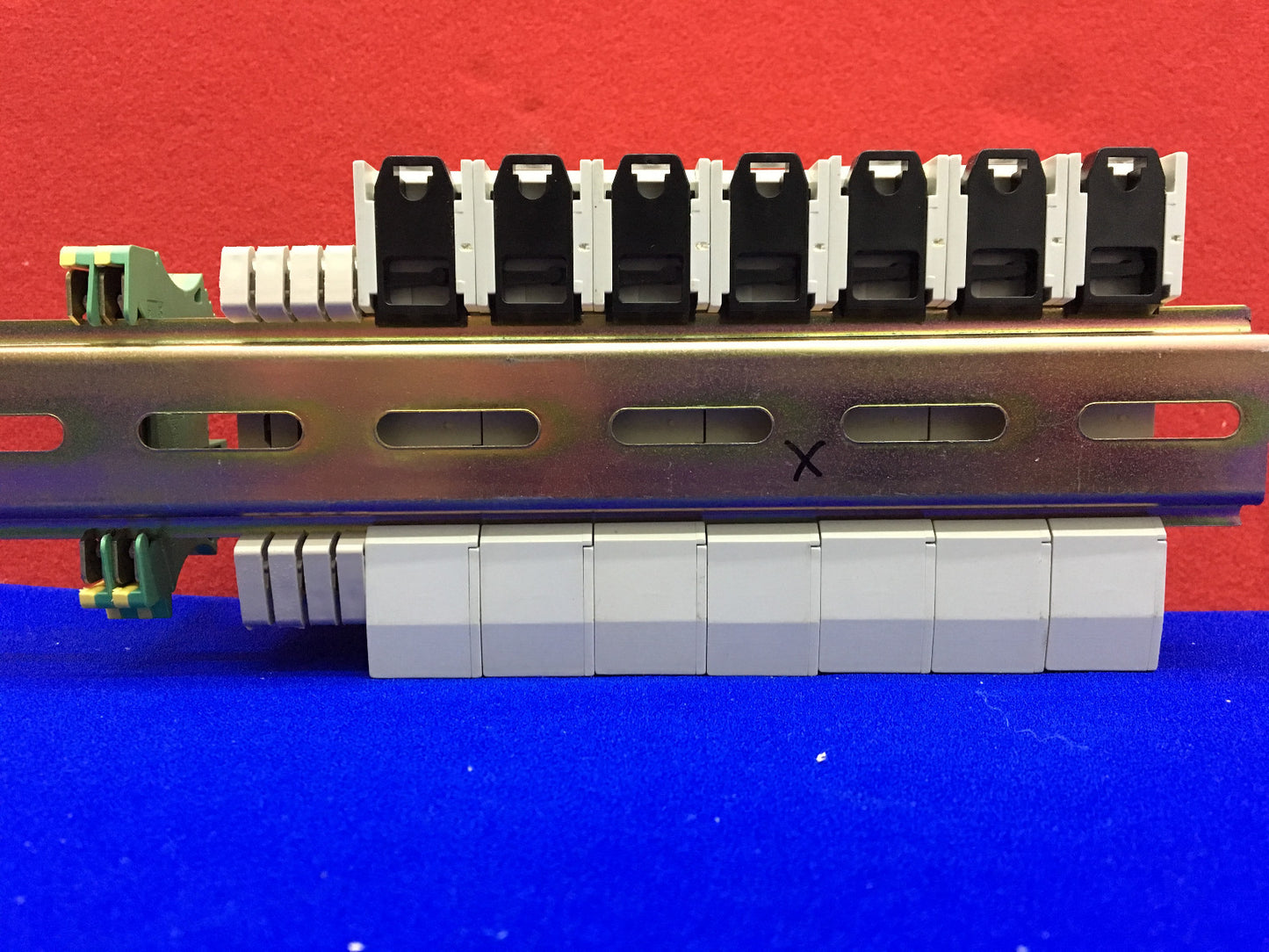 CROUZET GORDOS GMS-ODC 84130104 DIN RAIL MOUNTABLE SINGLE POINT OUTPUT MODULES