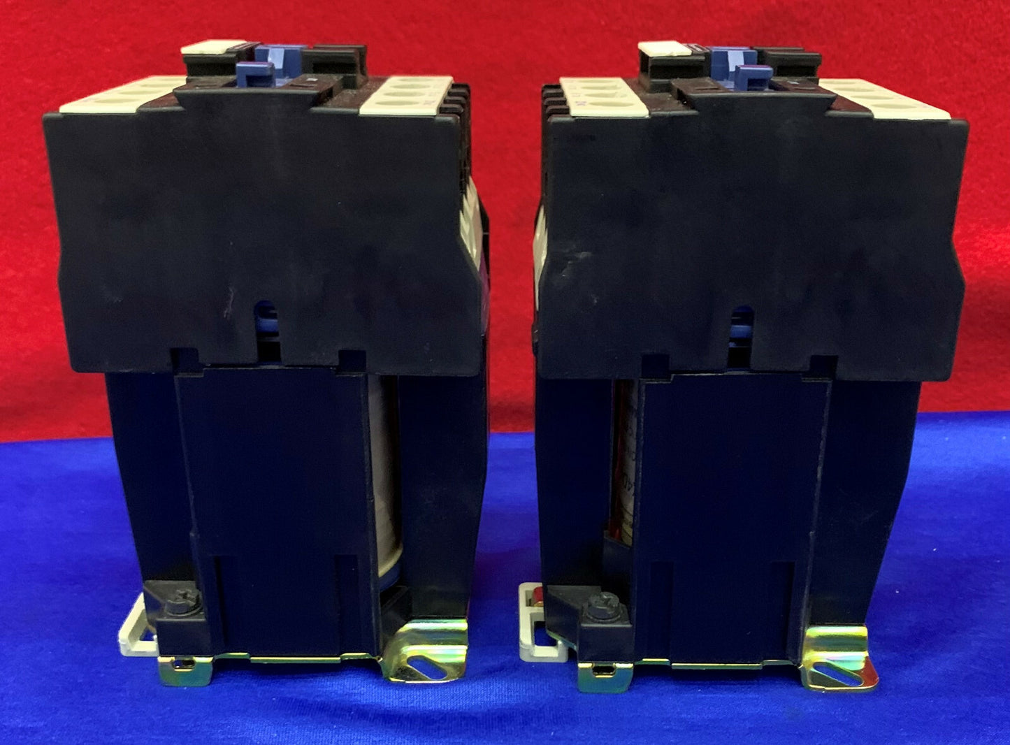 Lot van 2 Telemecanique (Schneider) LP1-D2501 BD 24V Contactor Spoel