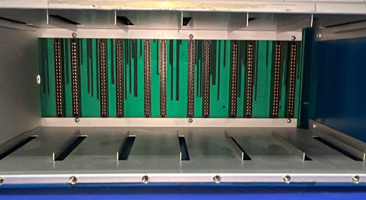 CRYSTAL BIOTECH CBI-8000 SYSTEM MISSING SEVERAL MODULES / INSERTS - PARTS/REPAIR