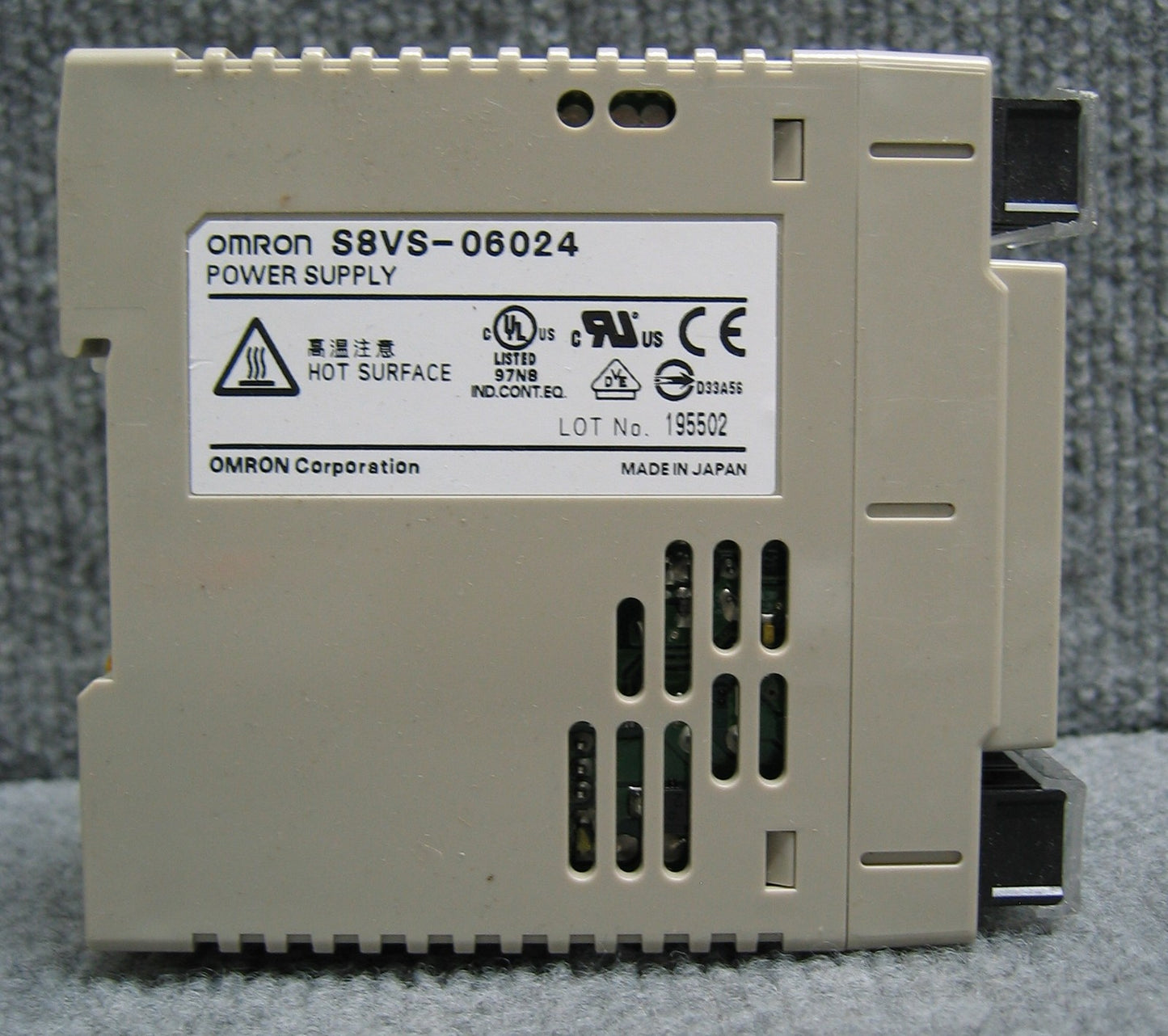 ALIMENTATORE OMRON S8VS-06024 