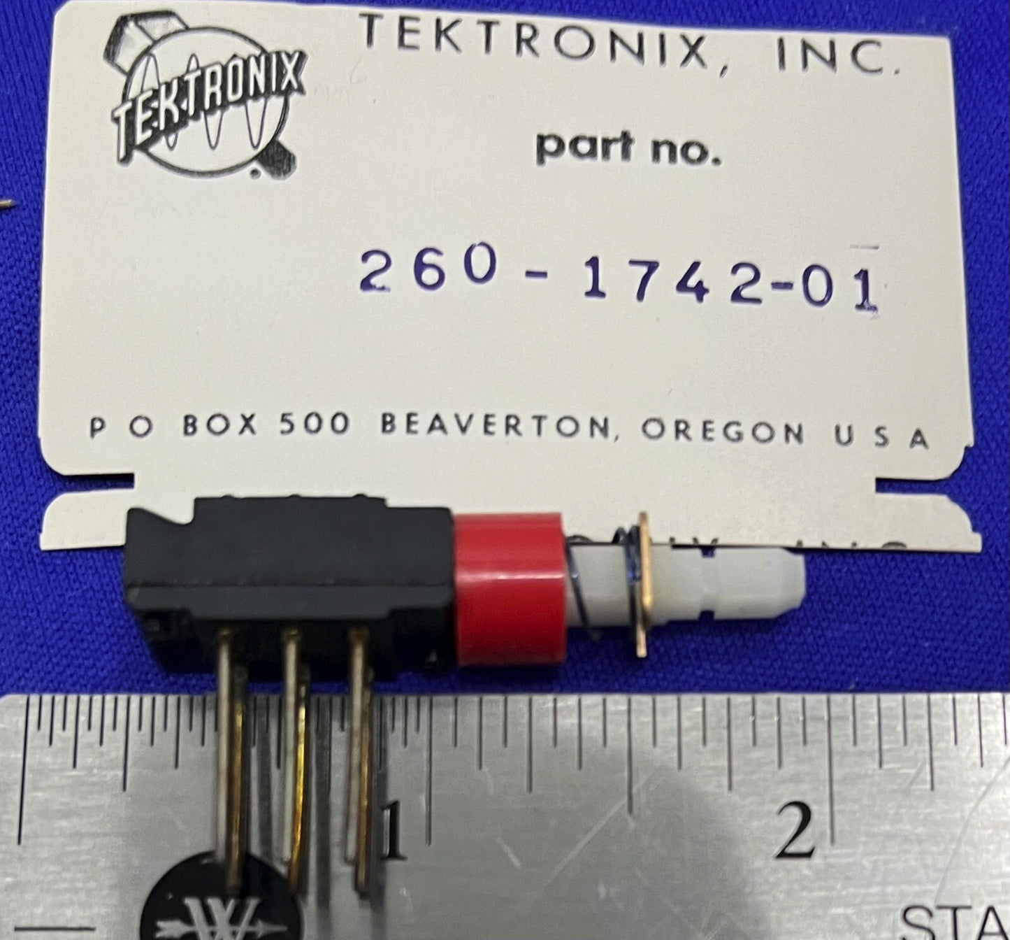 TEKTRONIX  260-1742-01 - ITEM IS NEW IN OPENED ORIGINAL PACKAGE