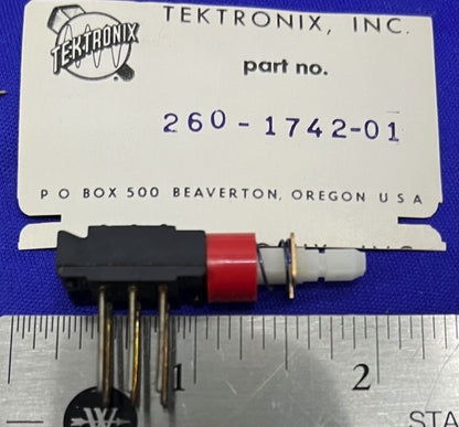 TEKTRONIX  260-1742-01 - ITEM IS NEW IN OPENED ORIGINAL PACKAGE