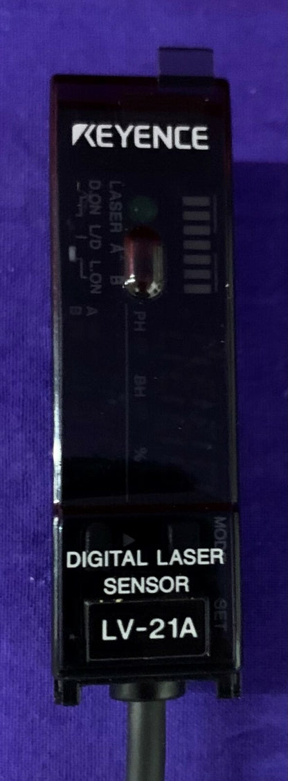 Unità sensore/amplificatore laser digitale Keyence LV21A / LV-21A 