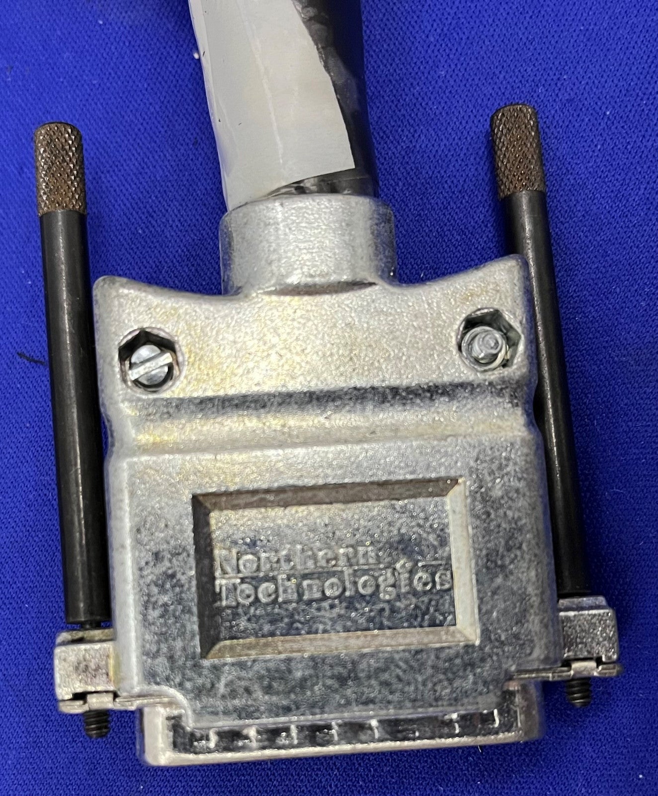 NORTHERN TECHNOLOGIES SPLITTER CABLE 19-4606-4 REV. G 44-PIN MALE