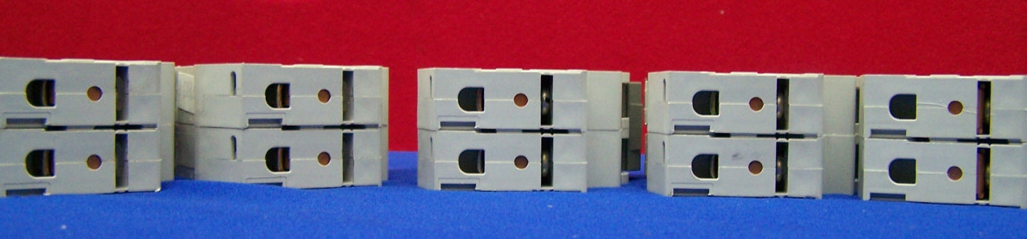 CUTLER-HAMMER CIRCUIT BREAKERS QTY 2-C1 WMS2C01,QTY 2-C4 WMS2C04,QTY 1-C13