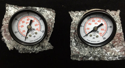 QTY 2 - WINTERS PEM1420 GAUGE 1.5" DIAL 1/8" NPT BACK 0-100PSI/KPA