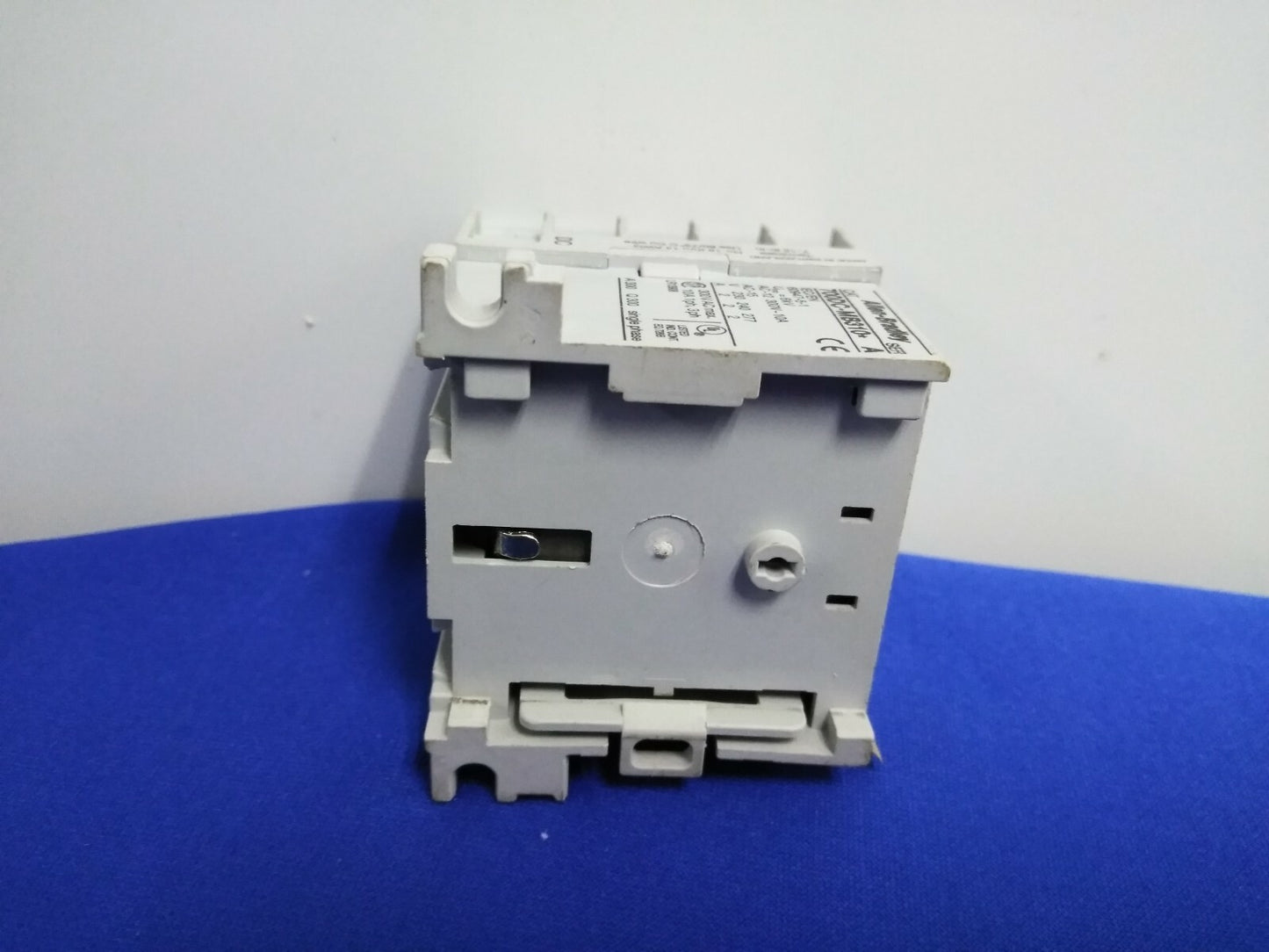 ALLEN BRADLEY / AB / ALLEN-BRADLEY MB310 / 700DC-MB310* SER A RELAY