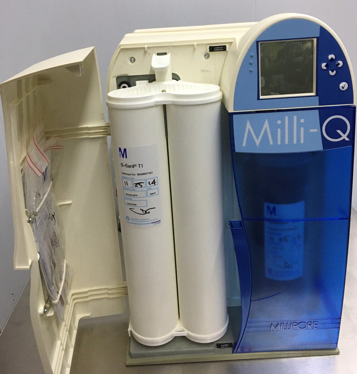 MILILIPORE MILLI-Q A10® TOC Z00Q0V0T0 MONITOR,ELEC. RATINGS: 100-230V 50/60HZ 16