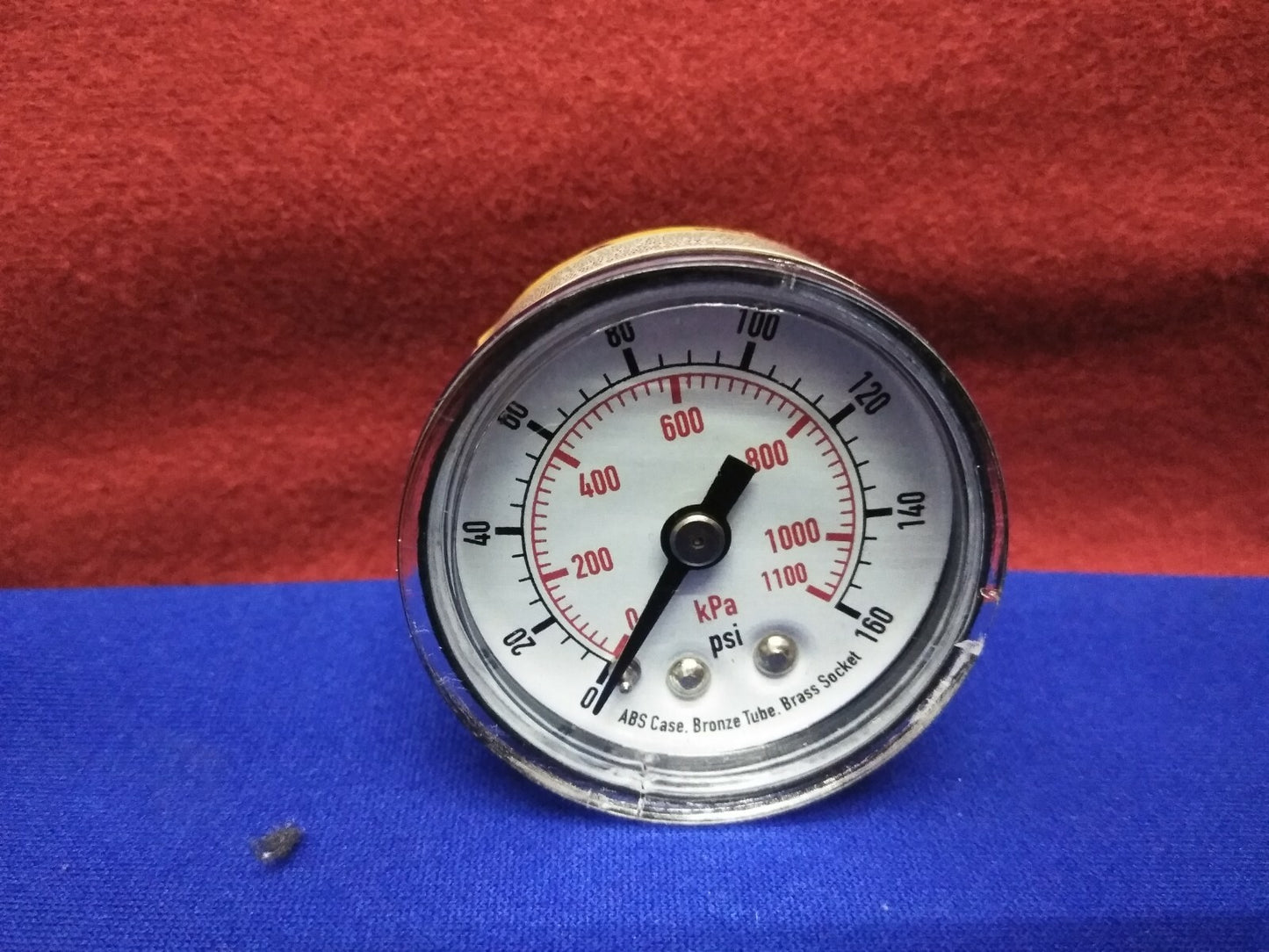GRAINGER 4FLZ8  PRESSURE GAUGE 0-160 PSI 1 ½” Diameter