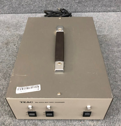 TEAC MODEL BU-41CH, BATTERY CHARGER, SN 10811, 100-120V, 50/60 HZ, 1.5 A