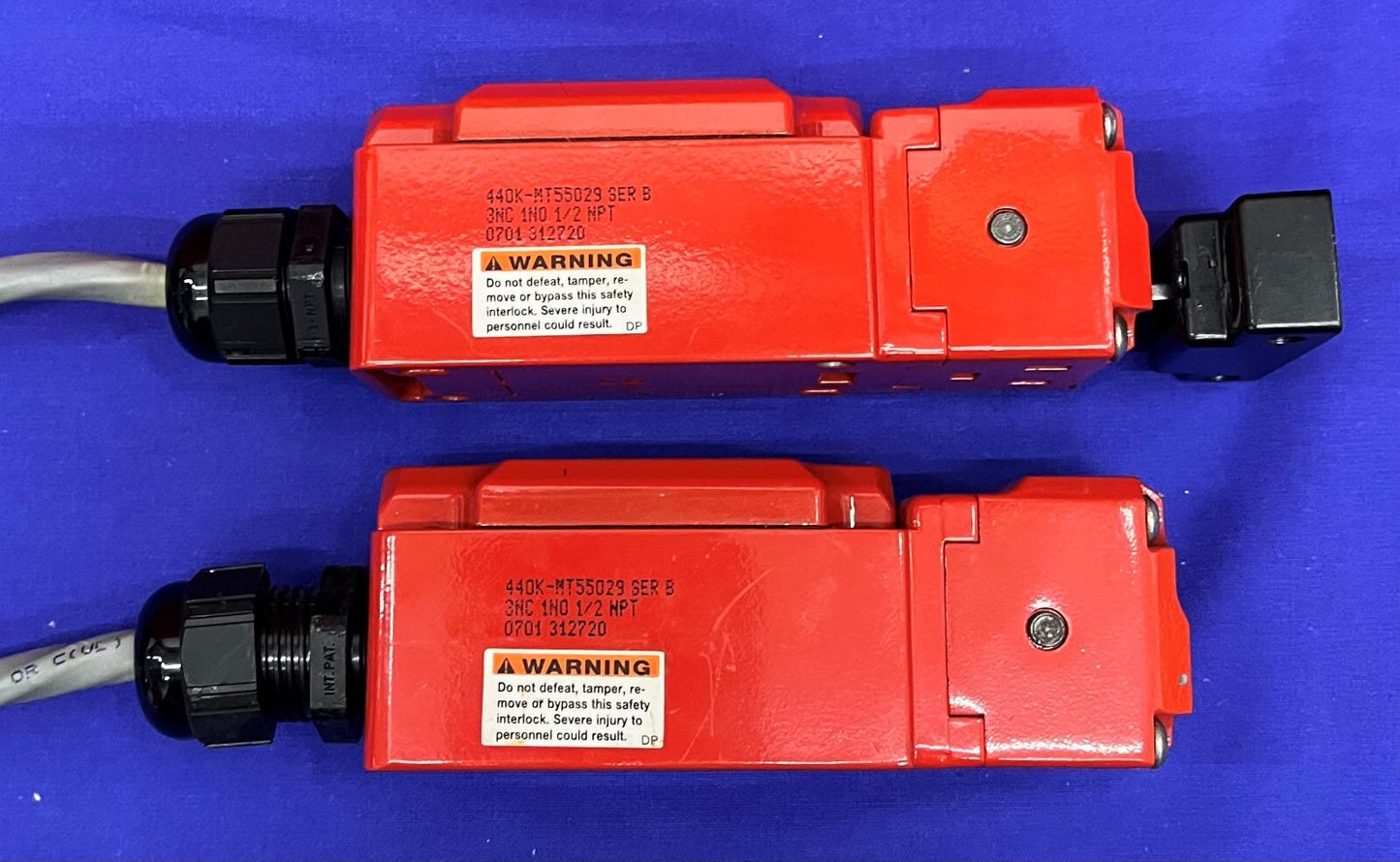 QTY of 2 Allen Bradley Guard Master MR-GD2 Safety Interlock Switch 1 MISSING KEY