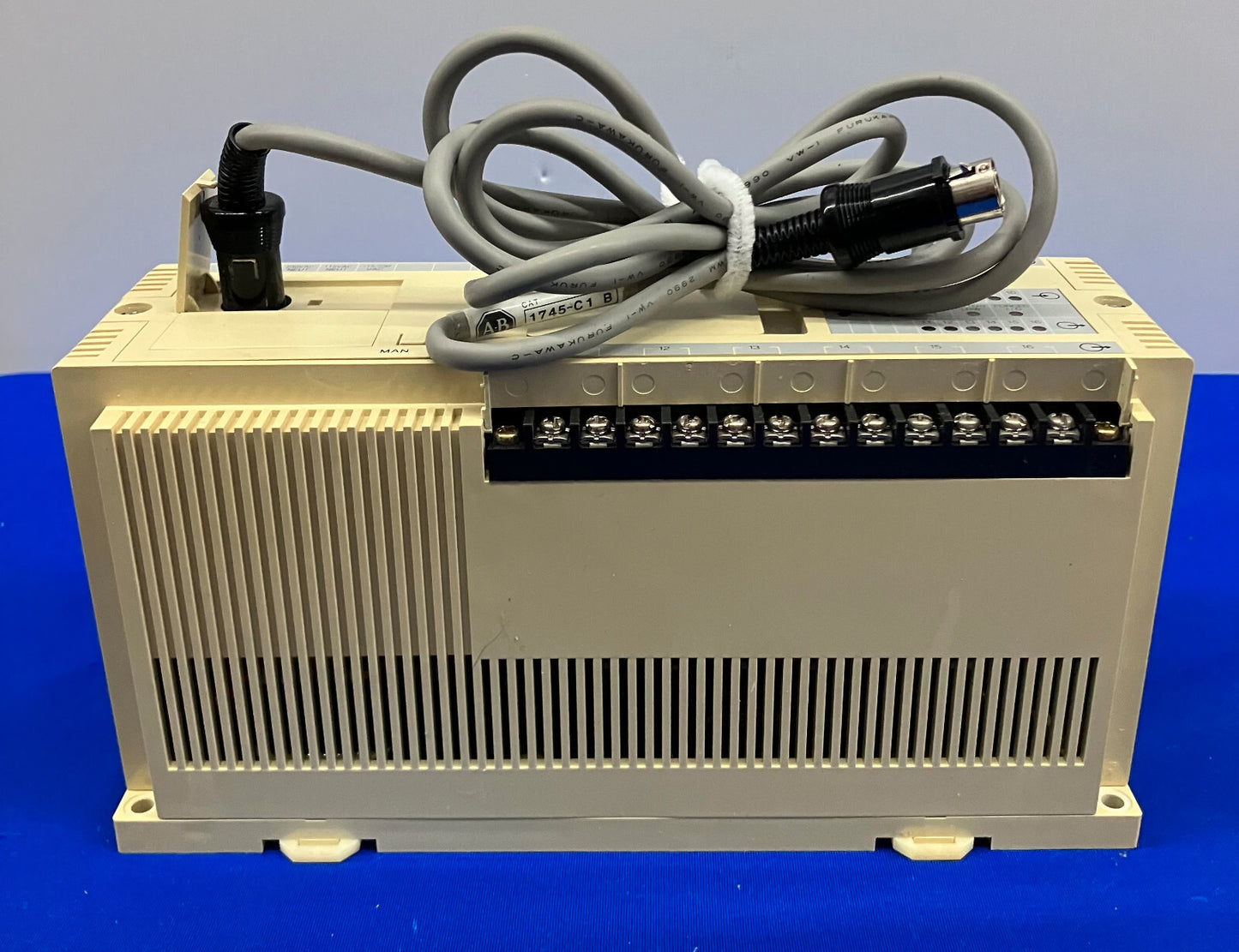 UNITÀ PROCESSORE AB / ALLEN BRADLEY / ALLEN-BRADLEY 1745-LP101 SER D