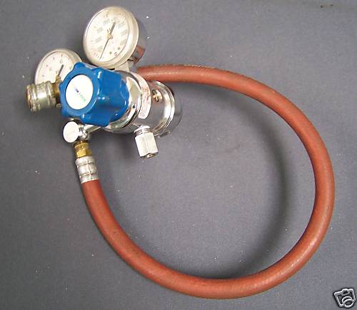 LINDE GAS REGULATOR MODEL??  SG ???5-320 SINGLE STAGE W/2 USG 0-100 & 0-4000PSI