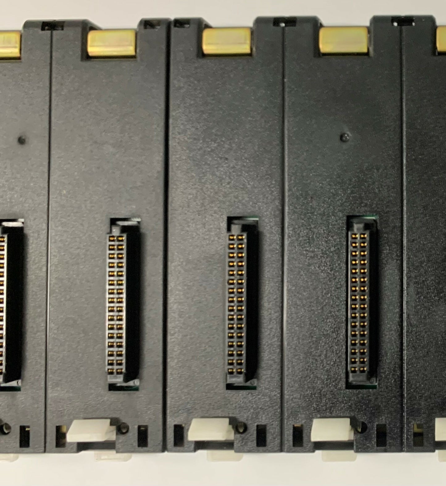 Omron C200HW-BC101-V1 10-slot backplane basiseenheid