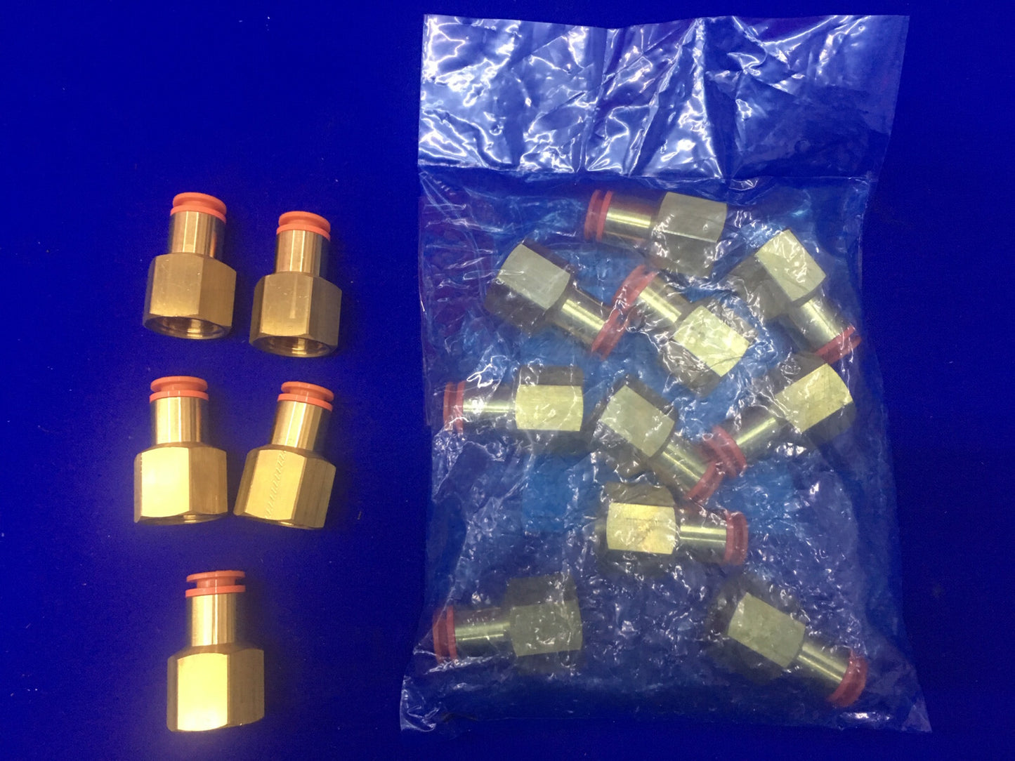 QTY 15 SMC KQ2F11-37 FEMALE CONNECTOR FITTINGS