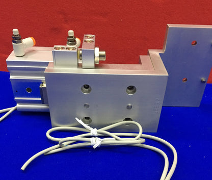 SMC SLIDE MXS16L-40 press. 0.15 - 0.7 MPa