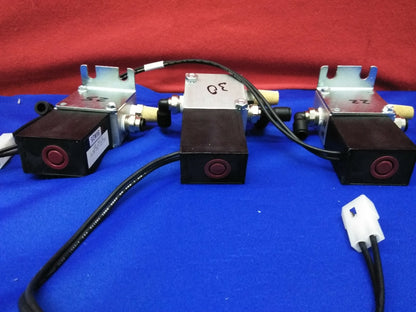 1 LOTTO QTY DA 3 - VALVOLA SOLENOIDE HUMPHREY 24 VDC 8W VAC-125 PSI