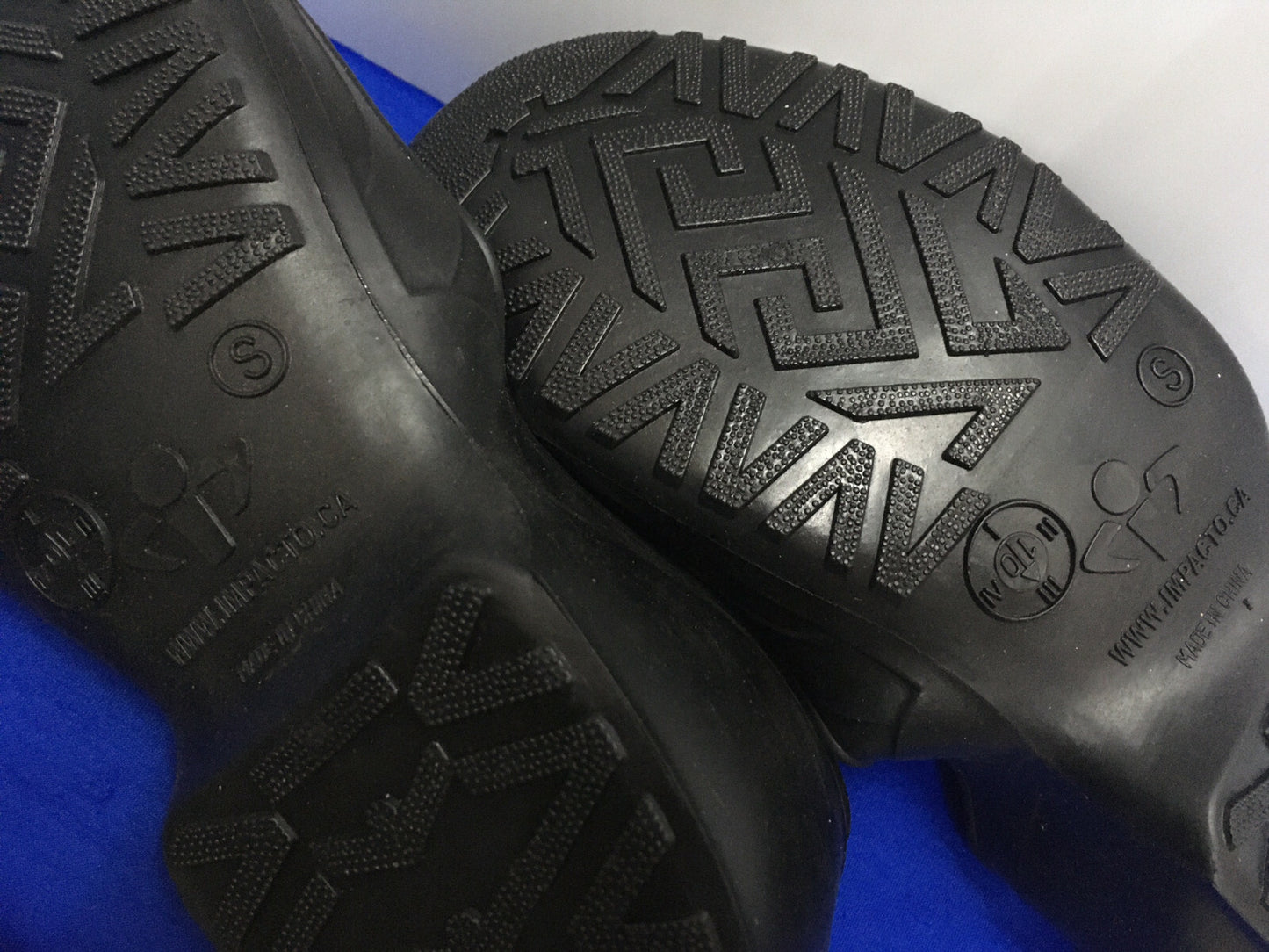 IMPACTO ® TURBOTOE (1) 6PPN5 SIZE SMALL STEEL TOE CAP OVERSHOE UNISEX