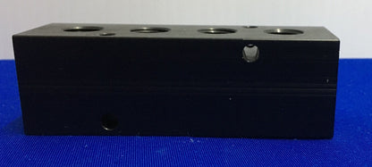 PNEUMADYNE M20-250-4 MANIFOLD 3/8" INLET SIZE 1/4" OUTLET SIZE NPT