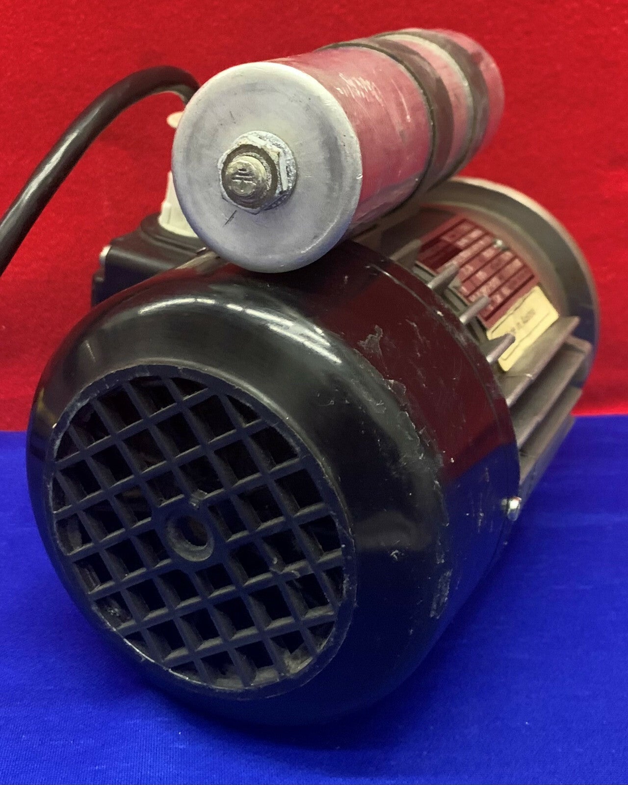 ANTRIEBSTECHNIK 7960327RBF0.0974-71 MOTOR 1650/min 2.0A 115V 60Hz. ITEM IS USED.
