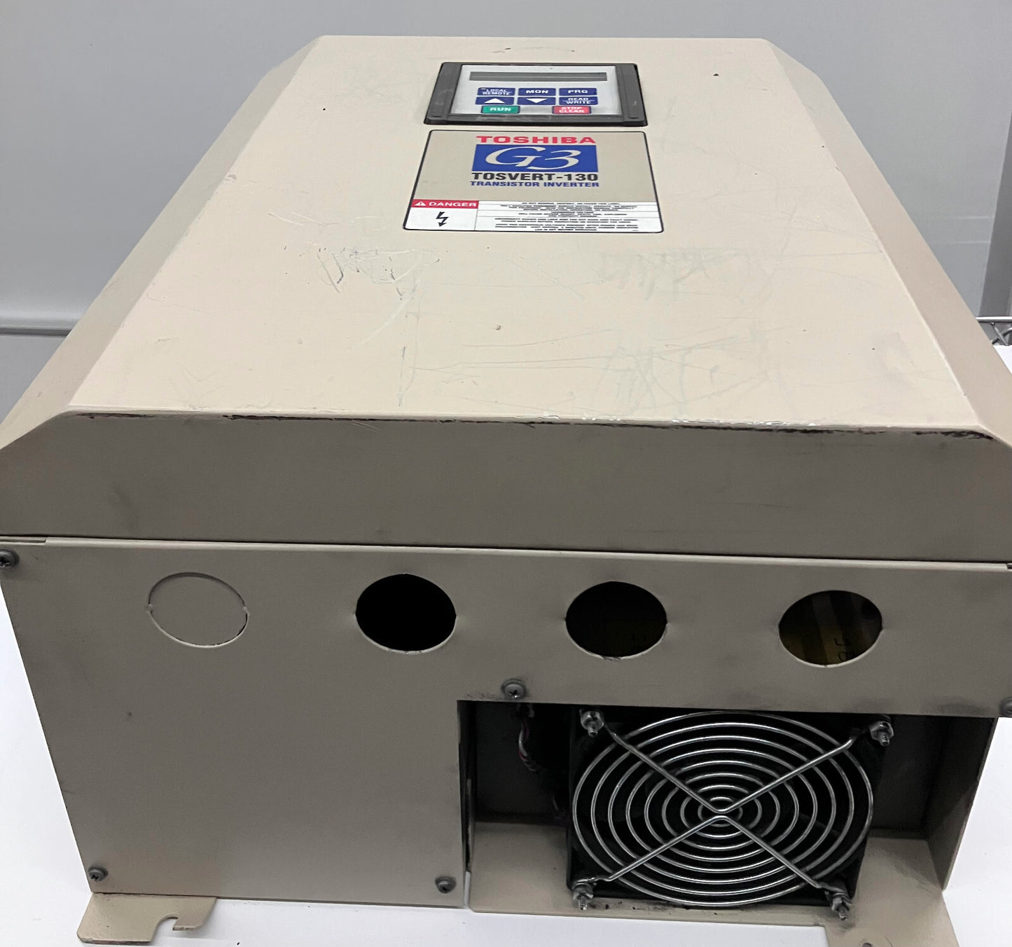 TOSHIBA Frequency Drive  3 phase VT130G3U4220 TOSVERT-130 G3 TRANSISTOR INVERTER