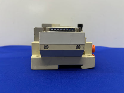 SMC SS5V1-1010983-03-1 GRUPPO BLOCCO COLLETTORE VALVOLA STAZIONE QTY 14 SV1100-5FU 