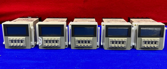 1 LOT QTY 5 - OMRON H3CA-8 SOLID STATE TIMER W/ OMRON P36-08 BASE