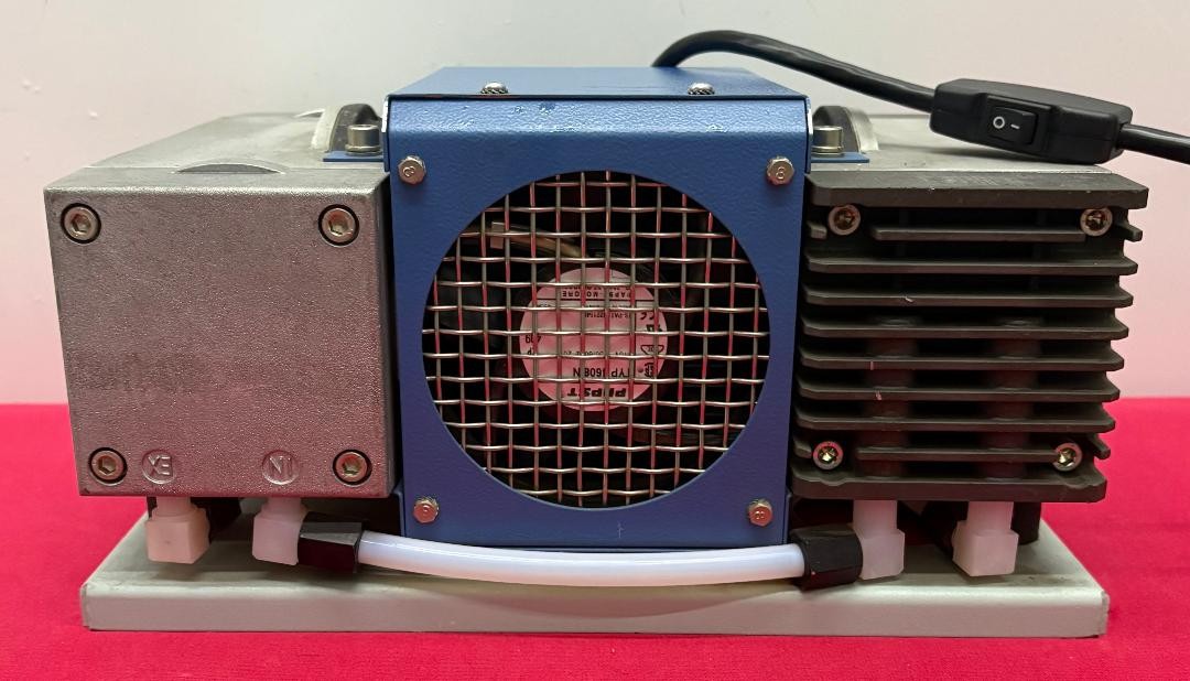 ABM GREIFFENBERGER VACUUBRAND DIAPHRAGM VACUUM PUMP 4EKGF63CX-4