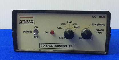 SYNRAD UC-1000 CO2-LASERSTEUERUNG 24 VDC
