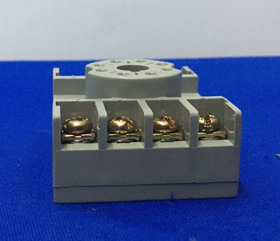 DAYTON 5X852-M RELAIS-SOCKET