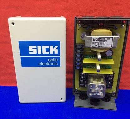 ALIMENTATORE ELETTRONICO OTTICO SICK MC1A-111 / MC1A111