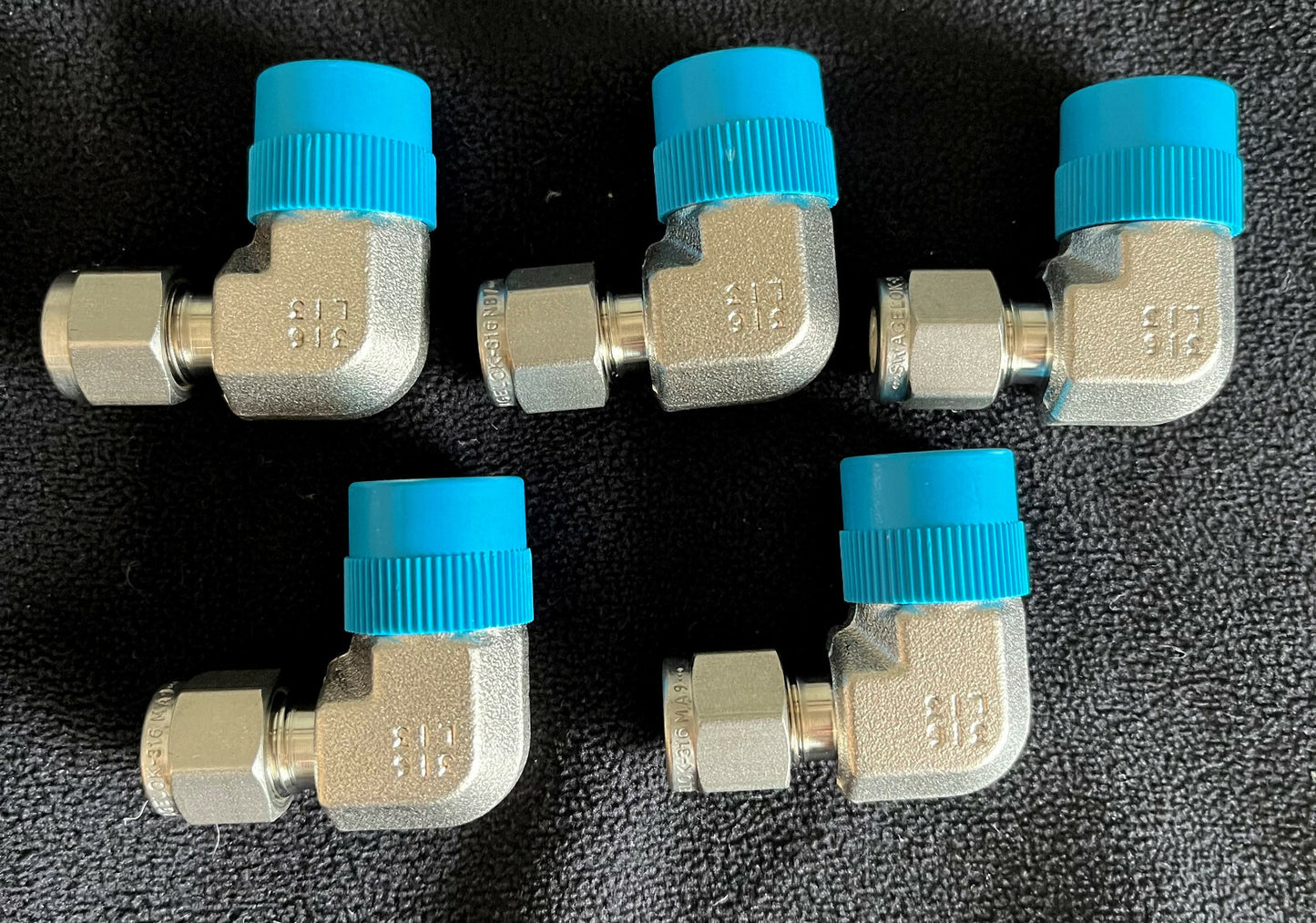 1 PKG OF QTY 5 Swagelok SS-400-2-6 Tube Fitting & Adapter Male Elbow 1/4 x 3/8