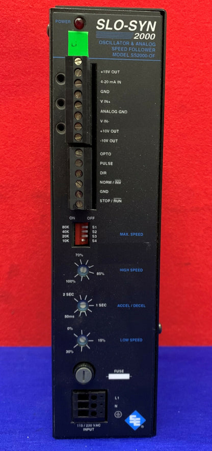 Oscillateur et suiveur de vitesse analogique Superior Electric SLO-SYN 2000 SS2000-OF