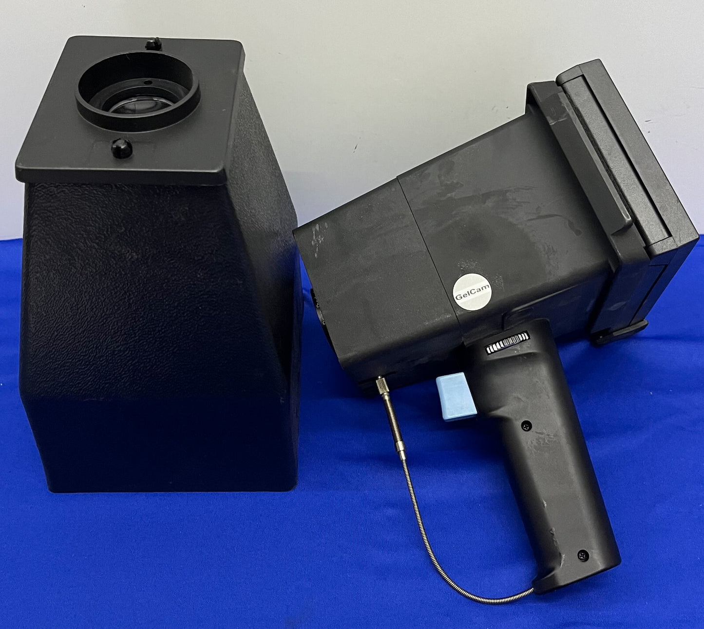 POLAROID GELCAM COPAL RED SHUTTER w/ EP-H7 0.7x ELECTROPHORESIS HOOD