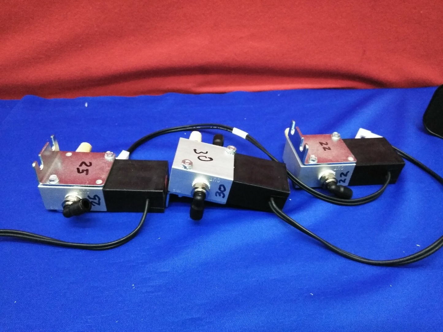 1 LOTTO QTY DA 3 - VALVOLA SOLENOIDE HUMPHREY 24 VDC 8W VAC-125 PSI