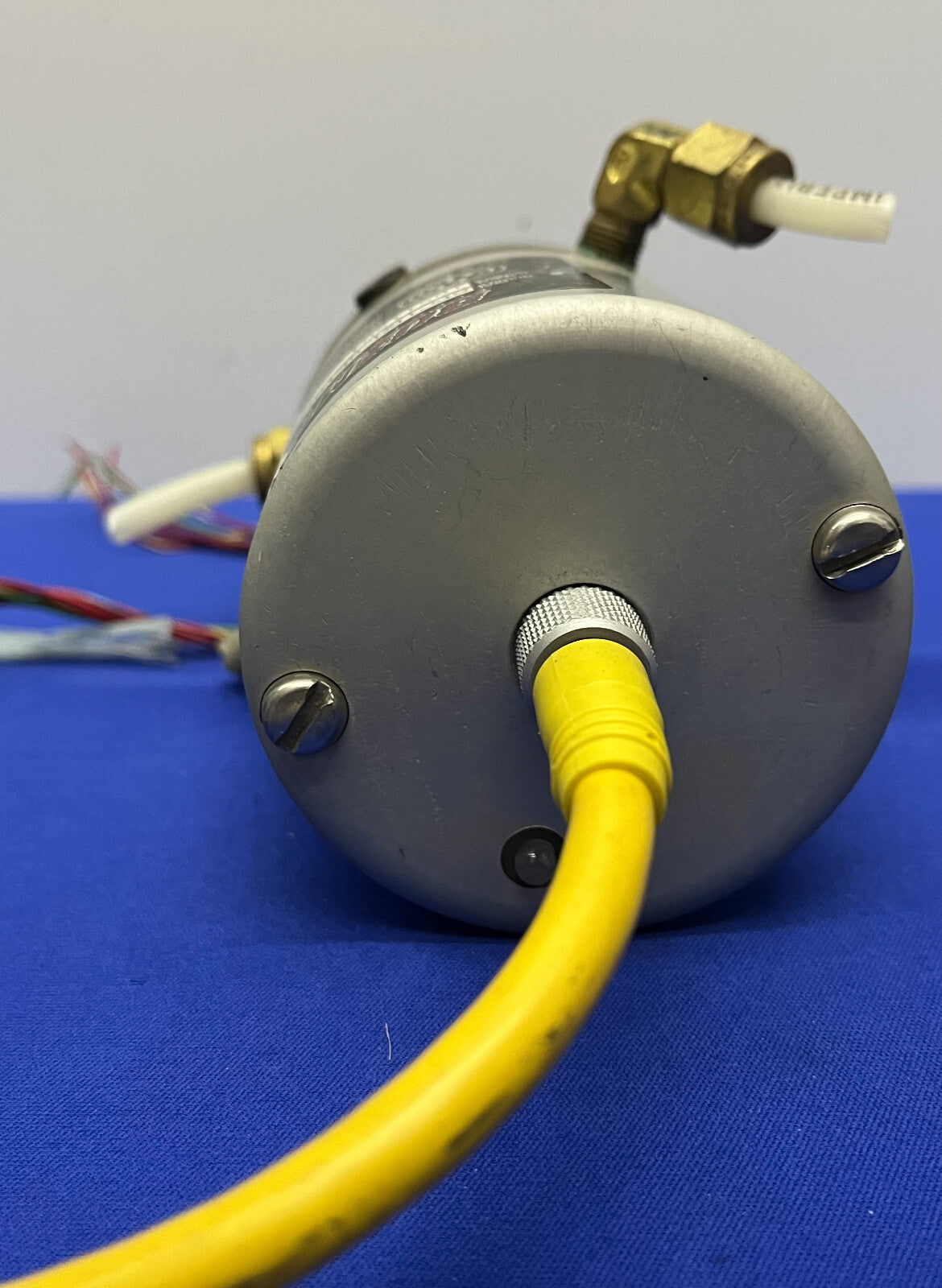 BUZMATICS SPC1RM-0E10-0G300-S108 DRUCKWANDLER 0-10 VDC 300 PSI
