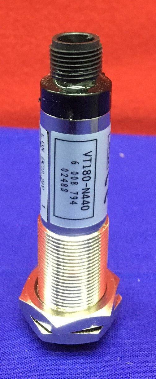 SICK VT180-N440 / 6008794 PHOTOELECTRIC PROXIMITY SENSOR