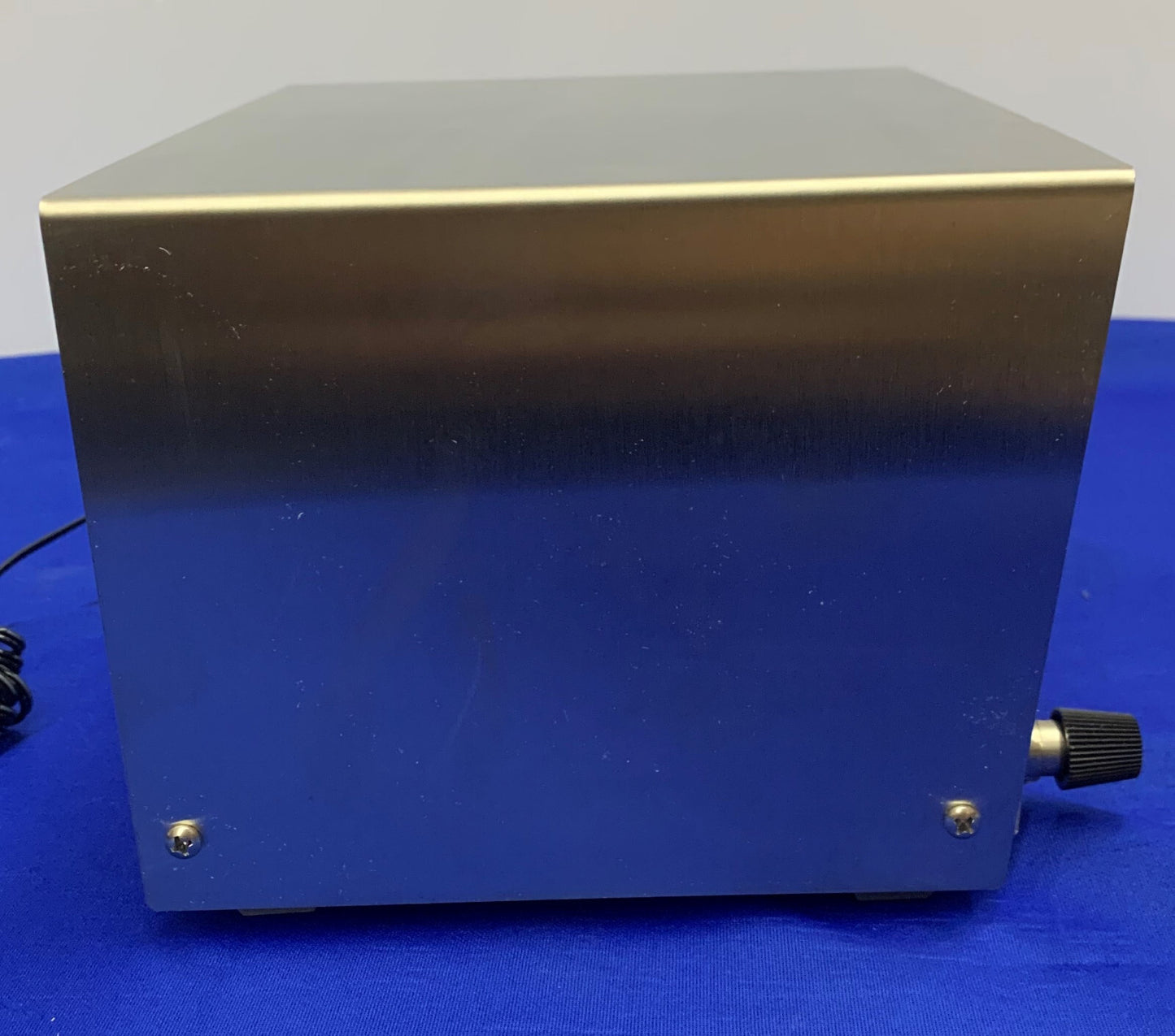 ESSICCATORE DI UMIDITÀ CON CONTROLLO AUTOMATICO DI SPURGO CLEATECH HUMODULE CON MOBILE/SUPPORTO