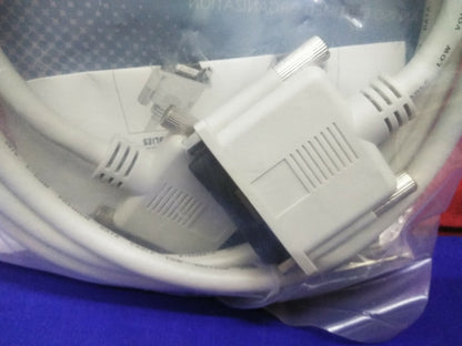 L-Com CS2N25MF-6 geformtes D-Sub-Kabel DB25 Stecker/Buchse, 1,83 m. 