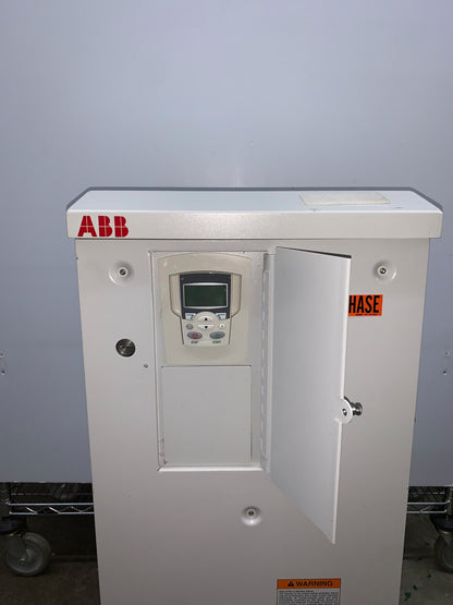 ABB ACS550-PD-024A-2+B058 7.5 GENERAL PURPOSE VARIBLE FREQ DRIVE DISCON. SWITCH