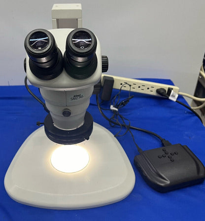 MICROSCOPE NIKON SMZ 745 6,7X-50X AVEC SUPPORT NIKON C-PSN 213406 ET ÉCLAIRAGE LED 