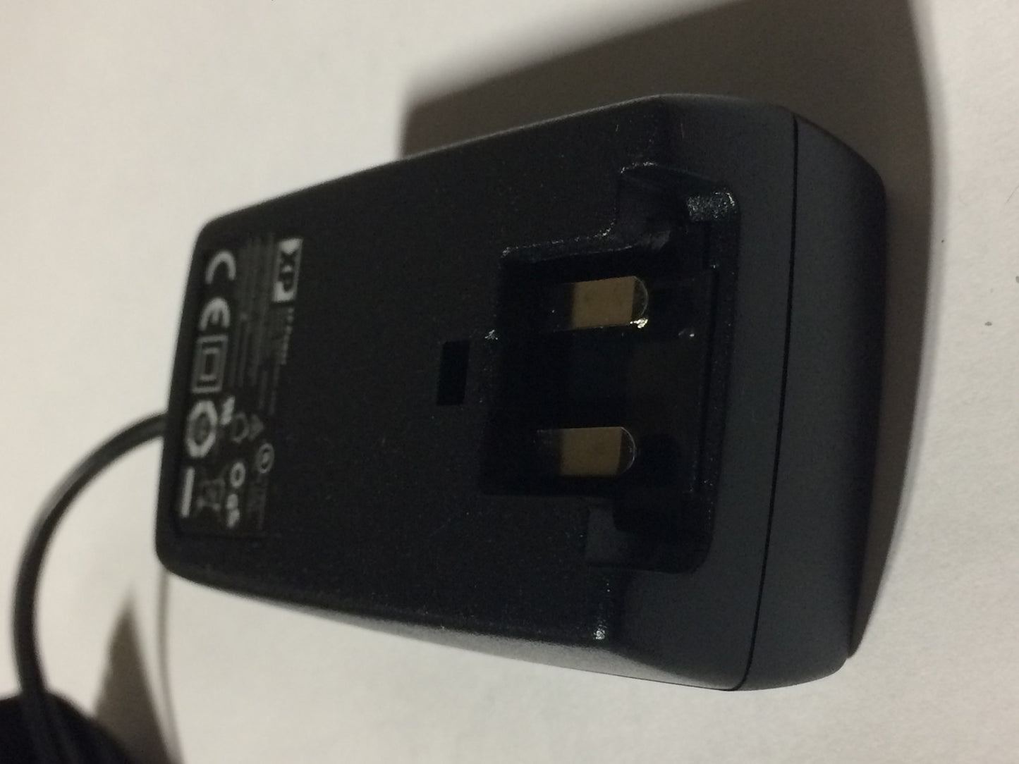 ALIMENTATORE XP Power 5 VDC 1.6A USB MICRO B 100-240 VEP08US05-Micro B - QTY 2