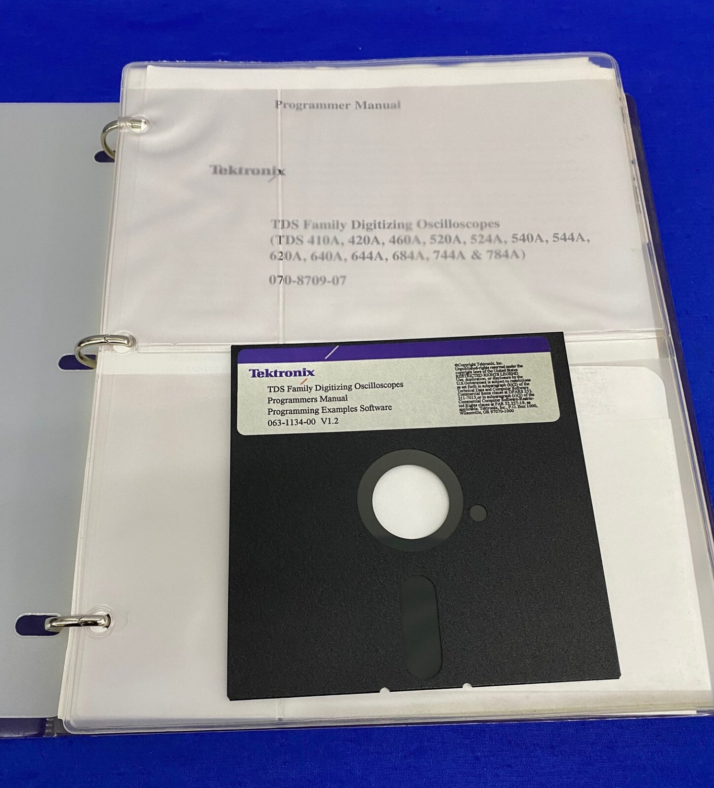 TEKTRONIX 070-8709-07 TDS FAMILY DIGITIZING OSCILLOSCOPE PROGRAMMER MANUAL