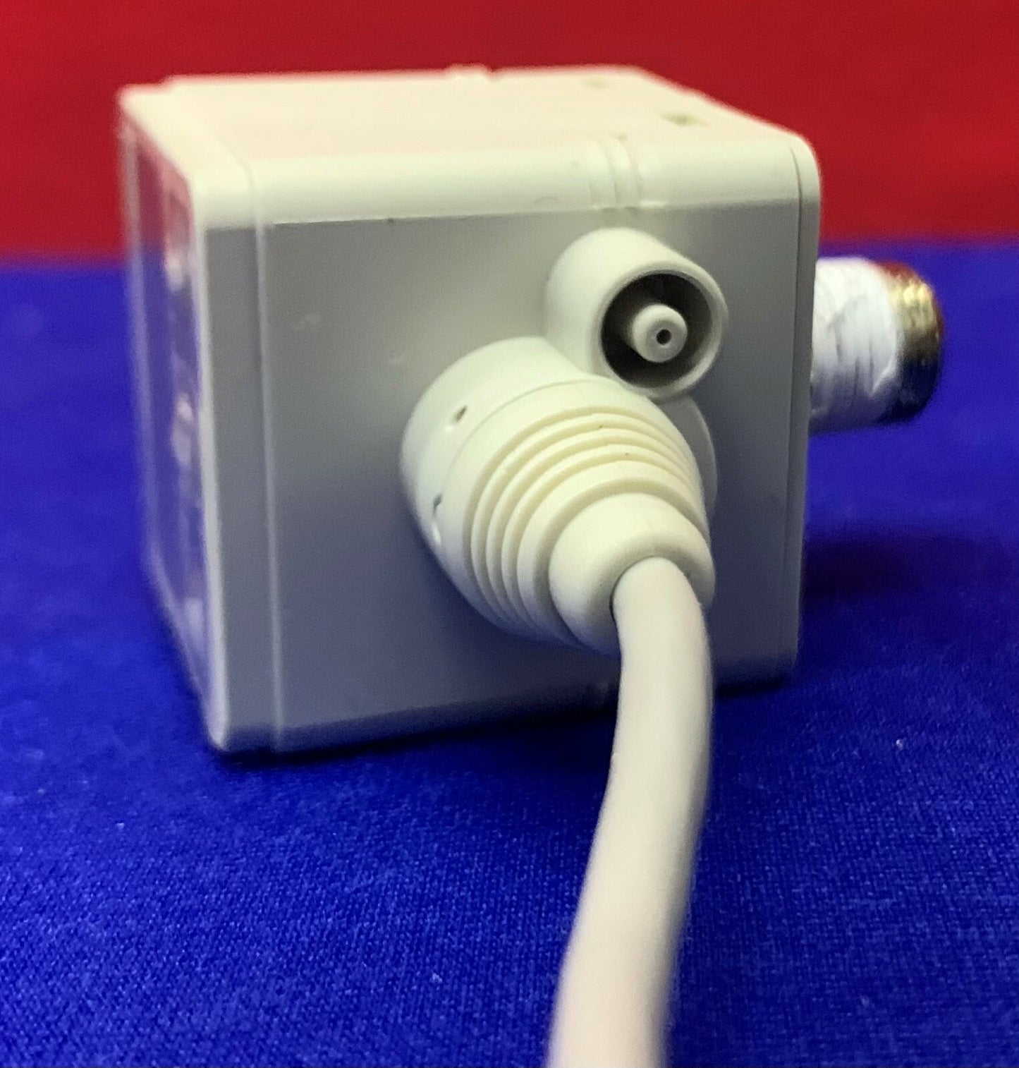 SMC ZSE40F-T1-22L Digital Pressure Switch High Precision 2 Color Display 12-24VD