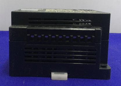 GE FANUC IC200NDR001-CF VERSAMAX NANO PLC 10 POINT DC\DC\RELAY INCLUDES CABLE
